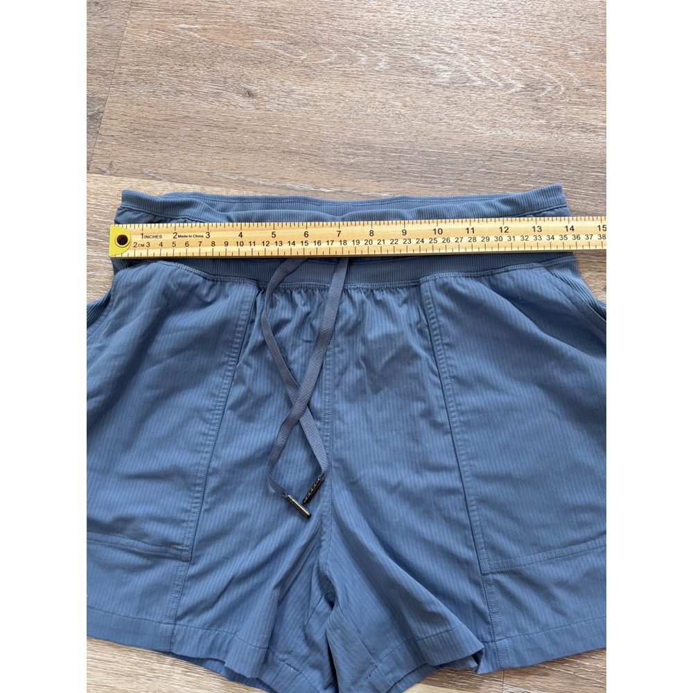 LululemonDance Studio Shorts Blue Size 6 LW7CCGS - Picture 3 of 6
